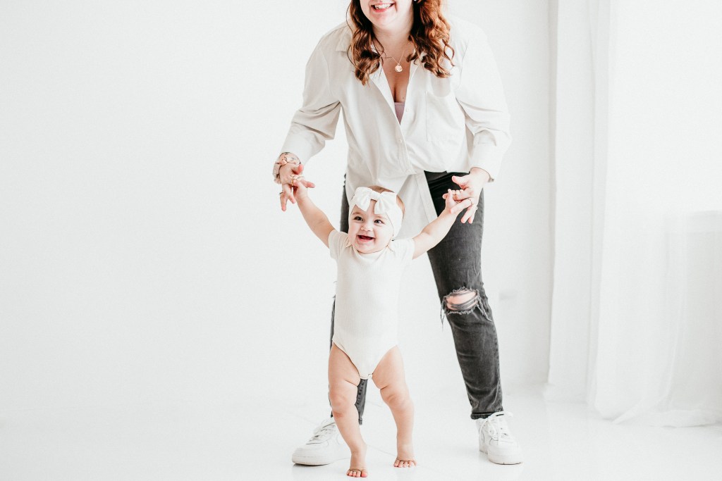 all white photo studio in eugene oregon for children, babies, and maternity